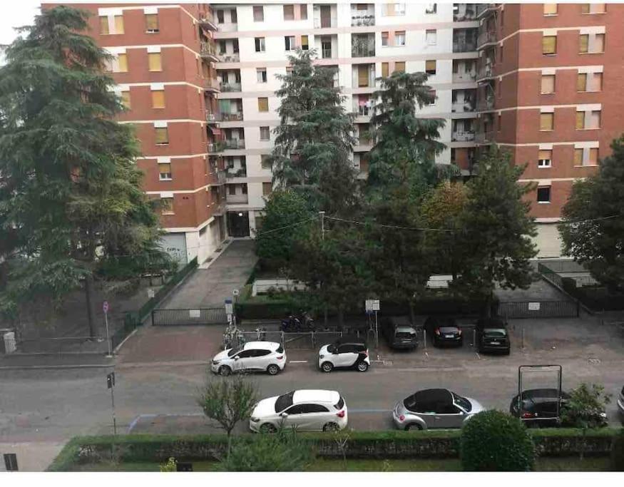 Splendido Appartamento In Zona Fiera A Болонья Екстер'єр фото