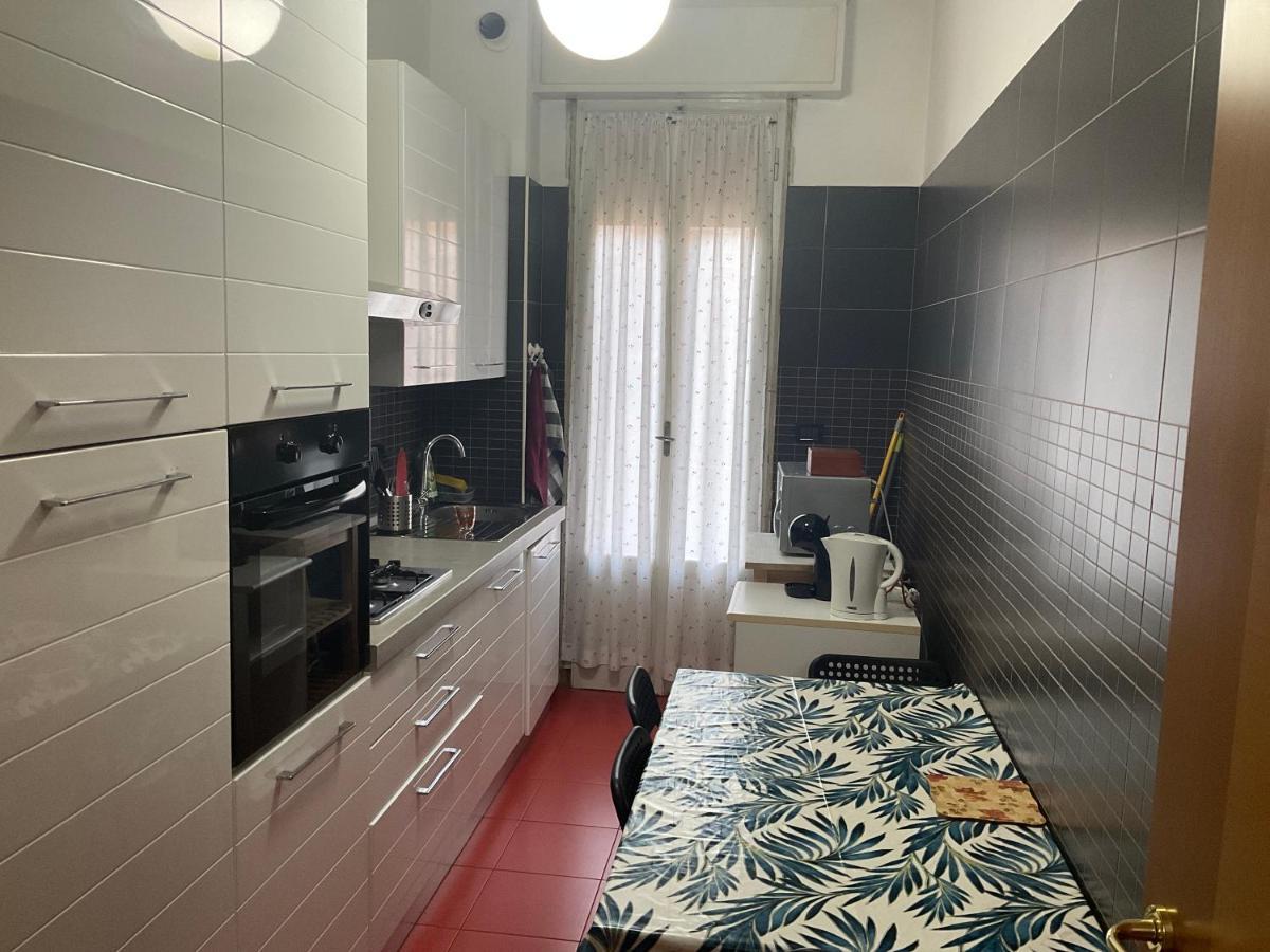 Splendido Appartamento In Zona Fiera A Болонья Екстер'єр фото