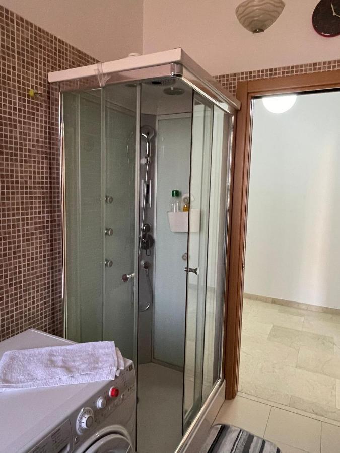 Splendido Appartamento In Zona Fiera A Болонья Екстер'єр фото