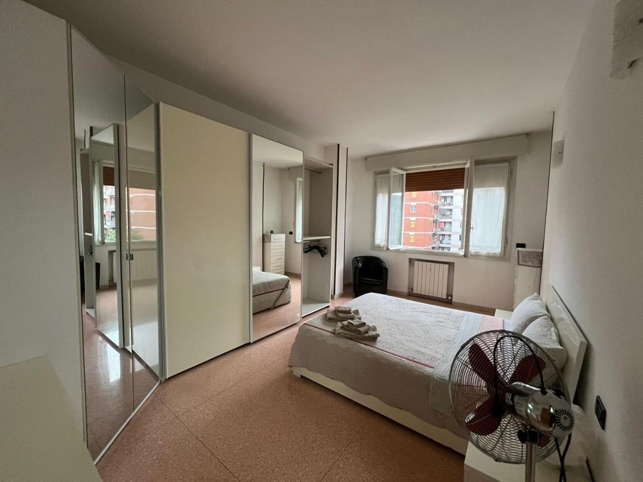 Splendido Appartamento In Zona Fiera A Болонья Екстер'єр фото